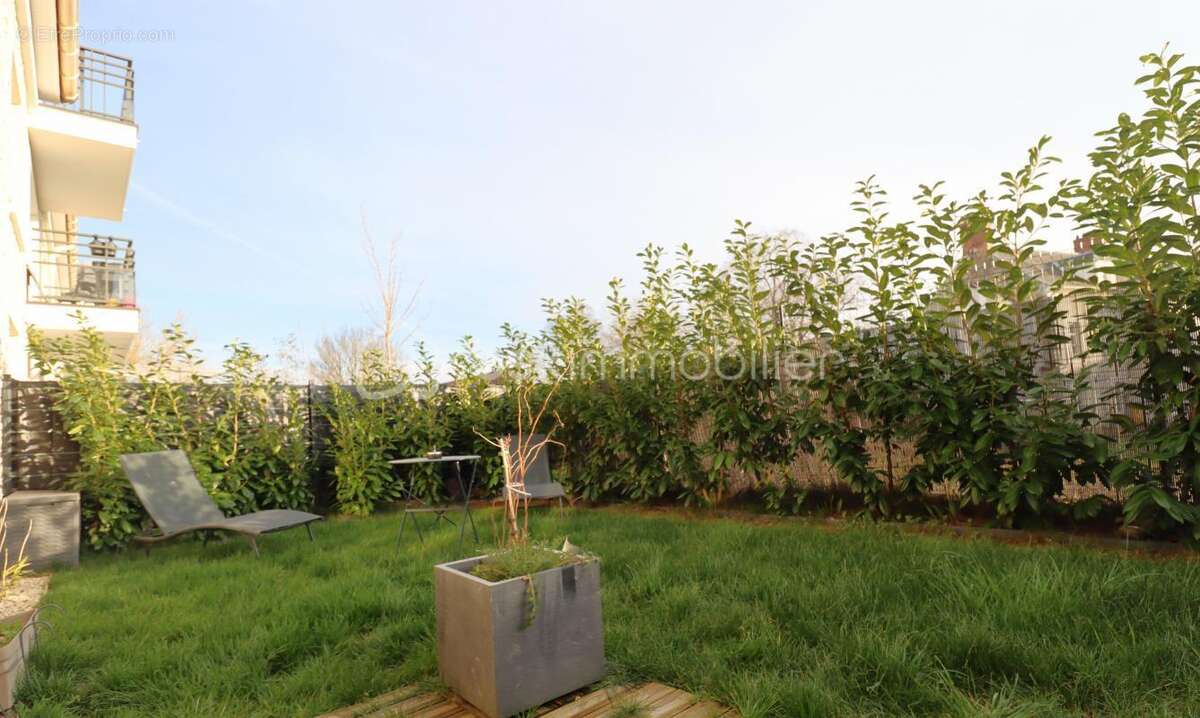 Appartement à CHEVANNES