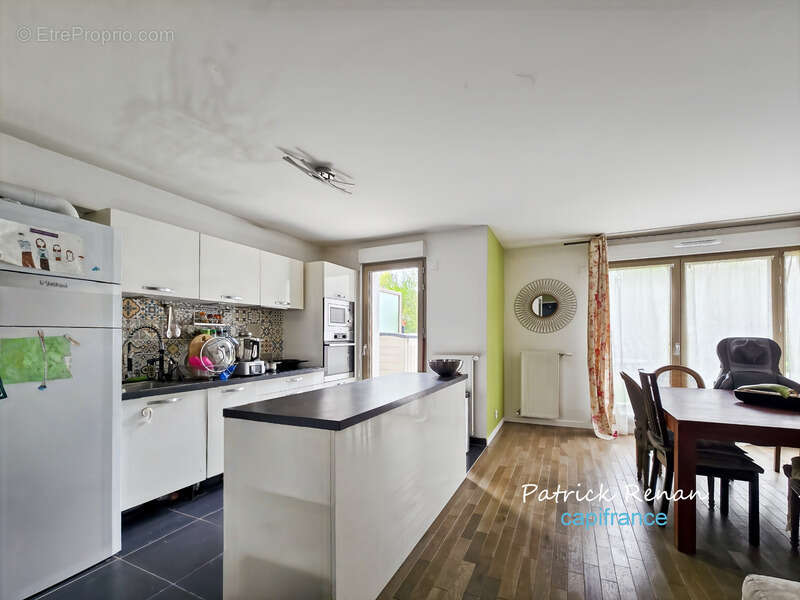 Maison à SAINT-CYR-L'ECOLE