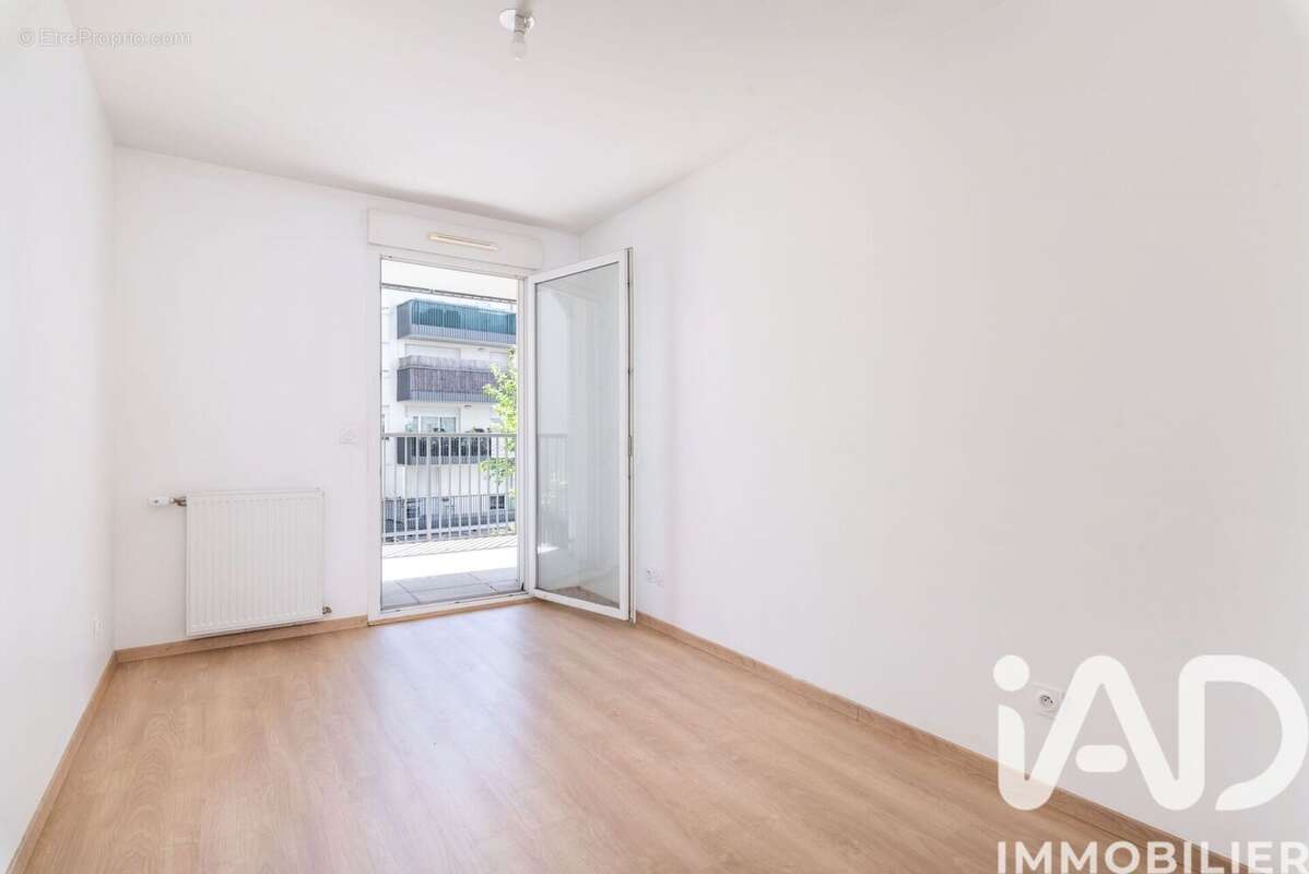 Photo 5 - Appartement à VILLEURBANNE