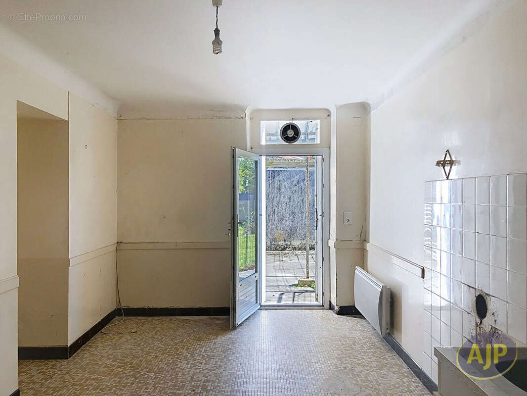 Maison à SAINT-LEGER-SOUS-CHOLET