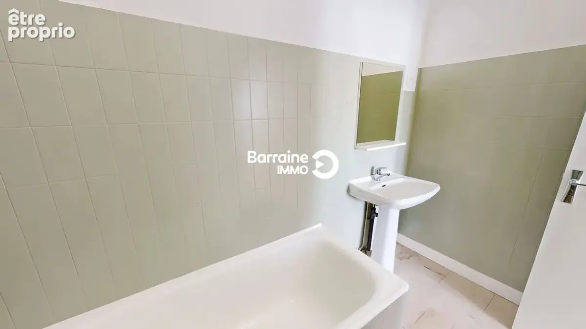 Appartement 2 pièces de 51.33 m2 à vendre à Lorient - Grand balcon -Lumineux et bien situé - photo 9