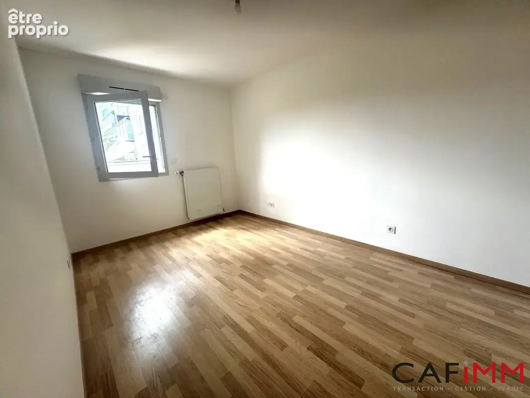 Appartement 3 pièces 63 m² à vendre à Decines-Charpieu (69150) - photo 7