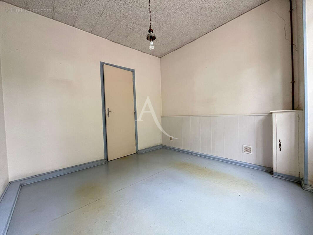 Maison de village en plein centre ville avec cour extérieur ! - photo 13