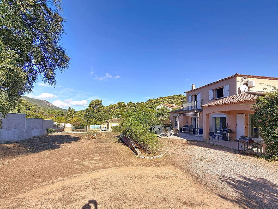 Maison à AFA