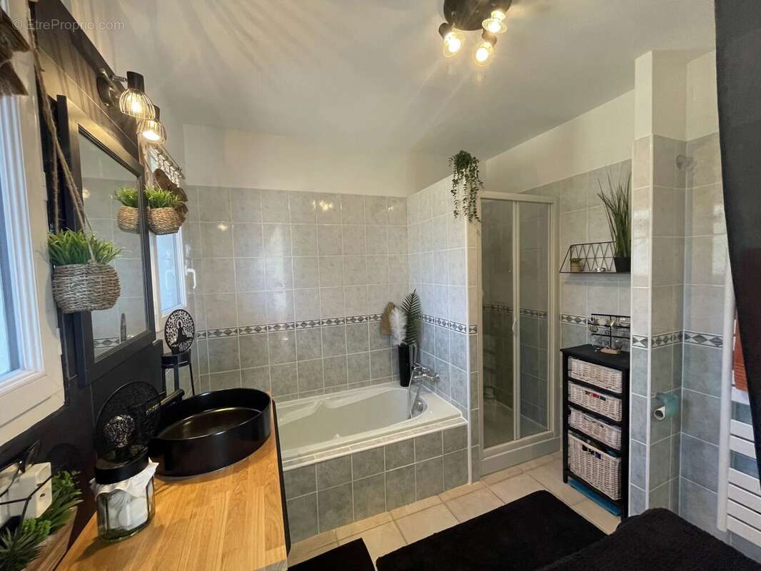 Maison à MOISSAC-BELLEVUE