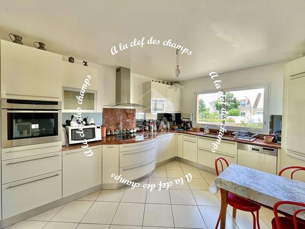 Maison à GOMETZ-LA-VILLE