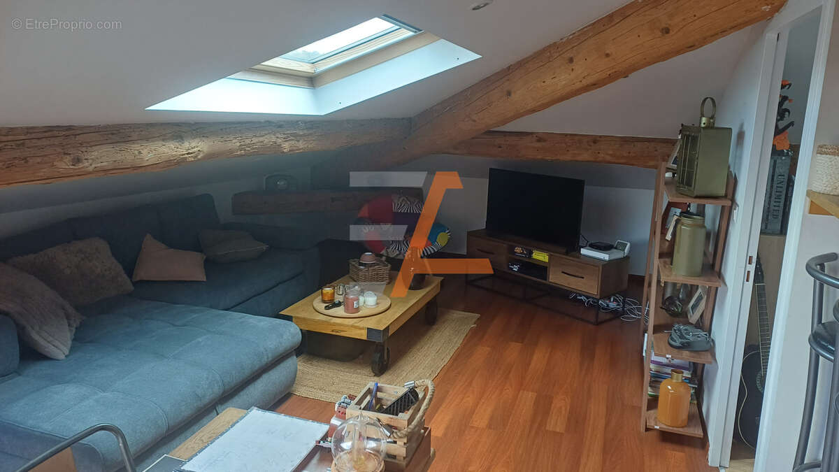 Appartement à SAINT-ETIENNE
