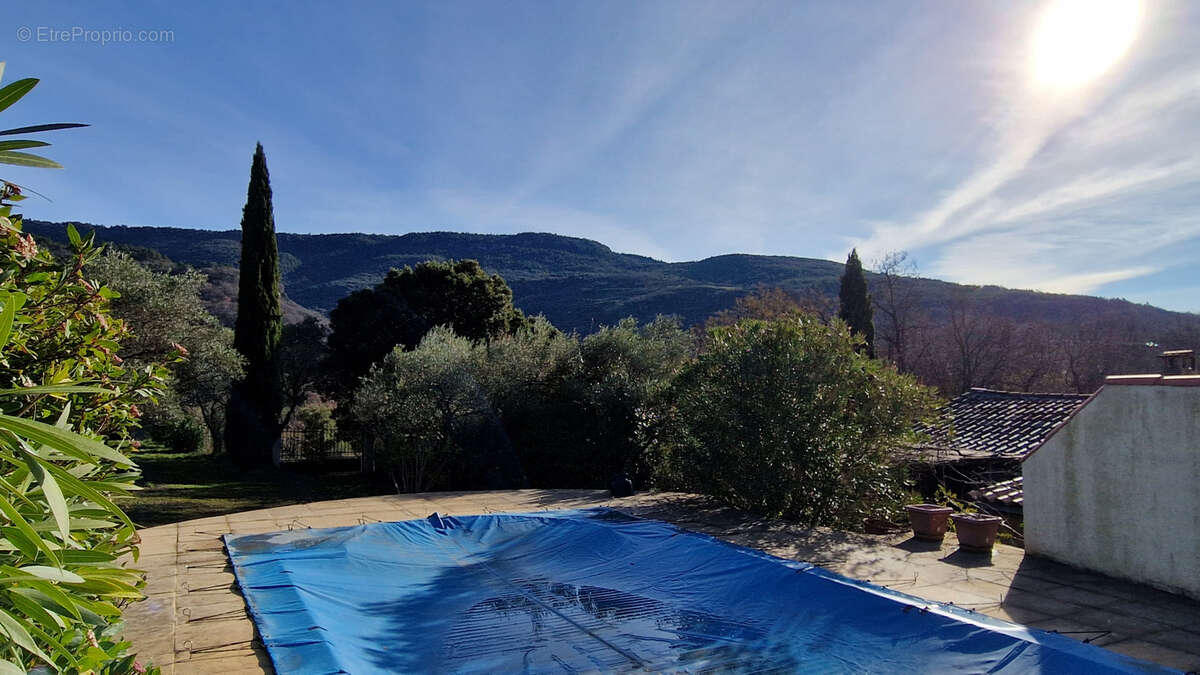 Maison à SAINT-PRIVAT