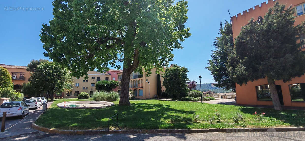 Parking 1 m² à Villeneuve-Loubet  - photo 5