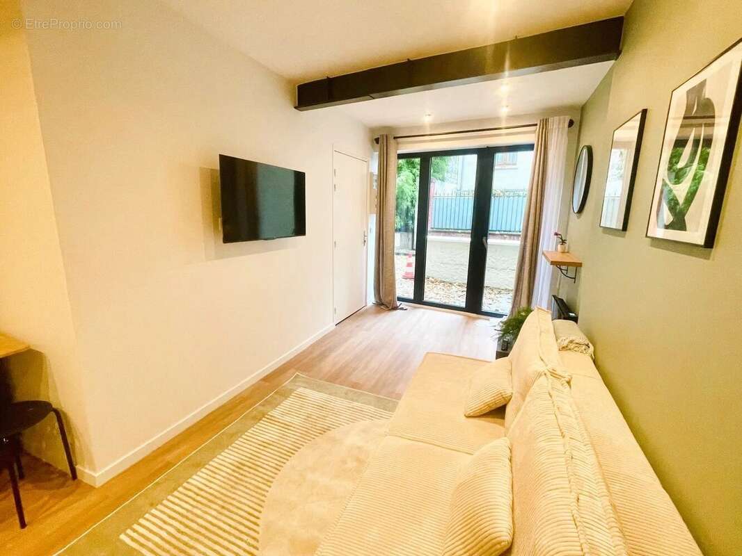 Appartement à PARIS-18E