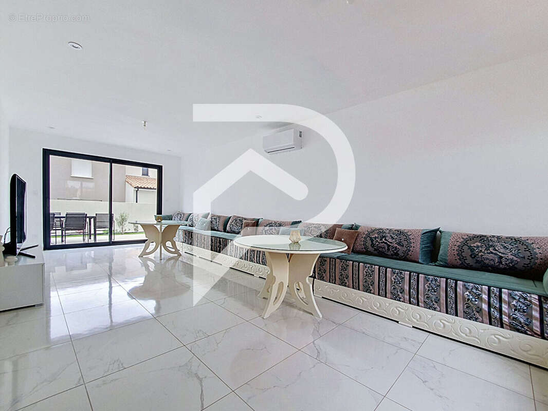 Villa Contemporaine  VIAS -T6 130M2-GARAGE - photo 3