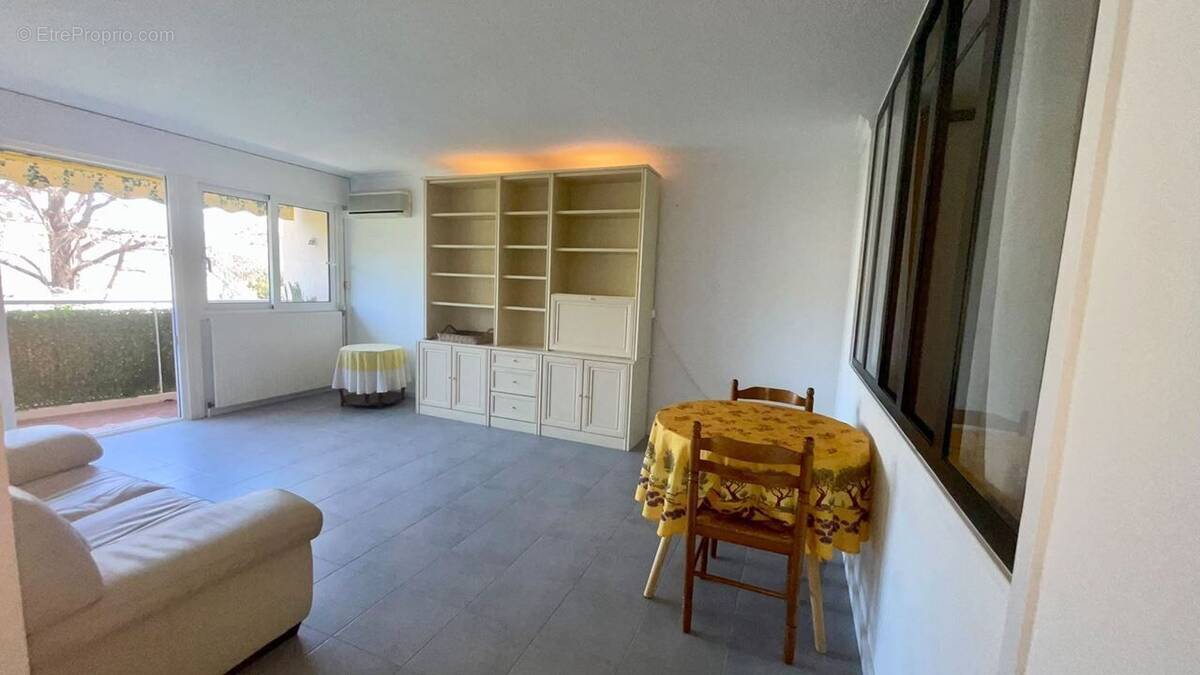 Photo 1 - Appartement à CANNES