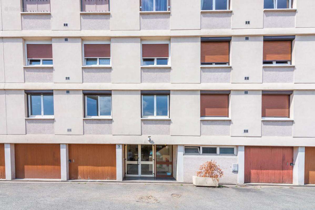 Appartement de 4 pièces de 70 m² à Bezons - photo 11