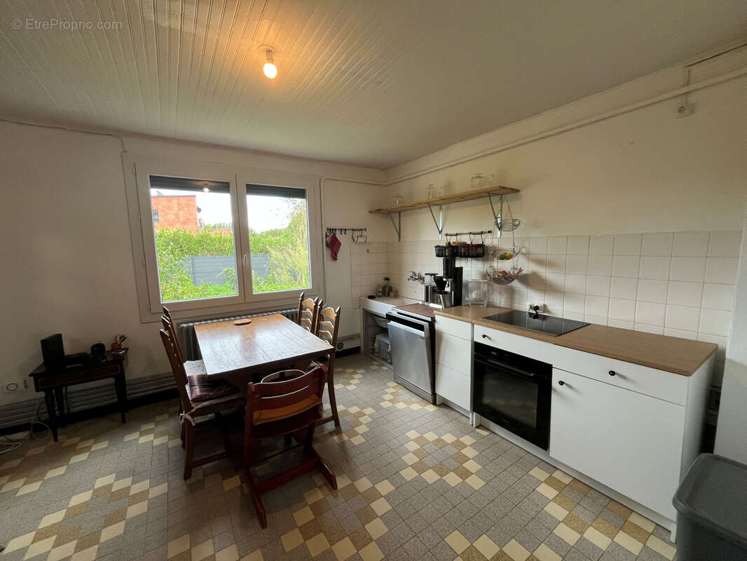 Maison à L'ABERGEMENT-DE-CUISERY