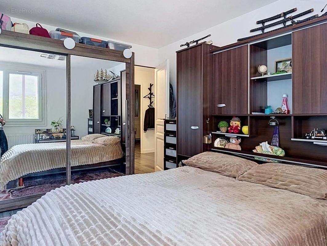 Appartement à ECHIROLLES