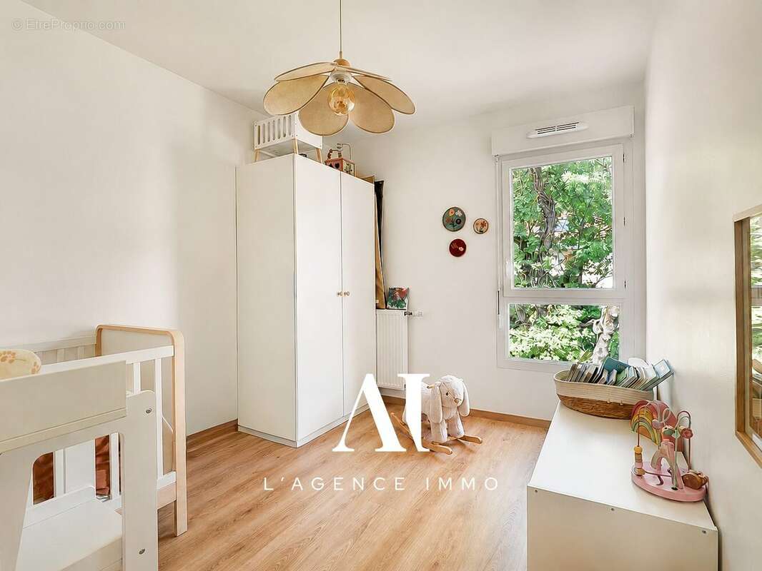 Appartement à ECHENEVEX
