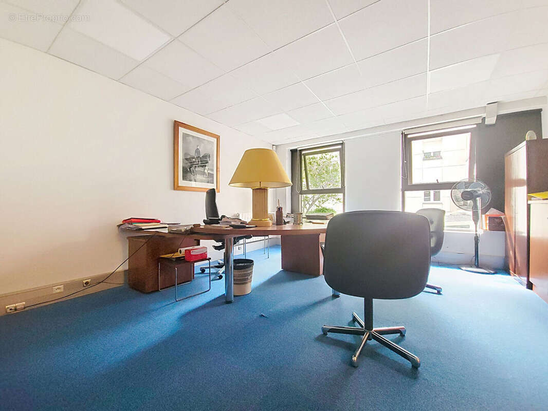 Commerce à LEVALLOIS-PERRET