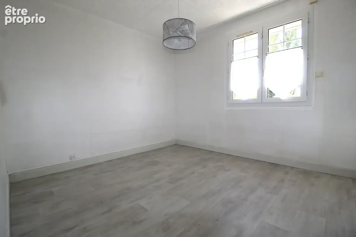 Maison sur sous-sol 2 chambres - photo 12