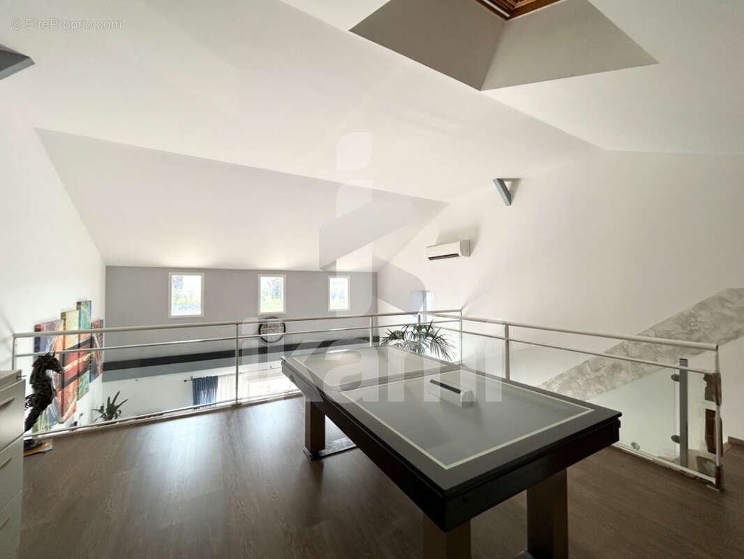 Maison de 176 m2 avec piscine - photo 4