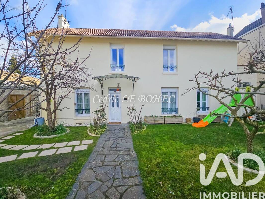 Photo 1 - Maison à BEAUCHAMP