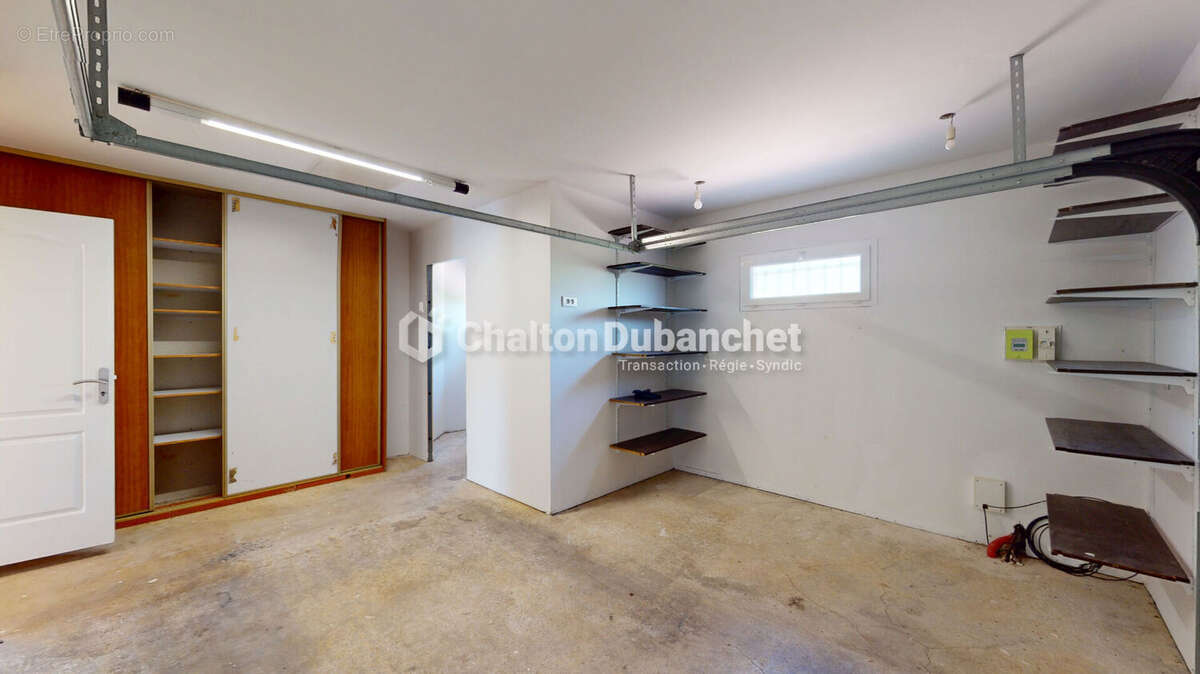 MABLY - Maison de 100 m² - photo 15