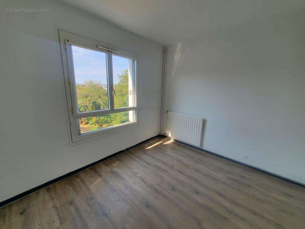Grand appartement T3 avec balcon - photo 11