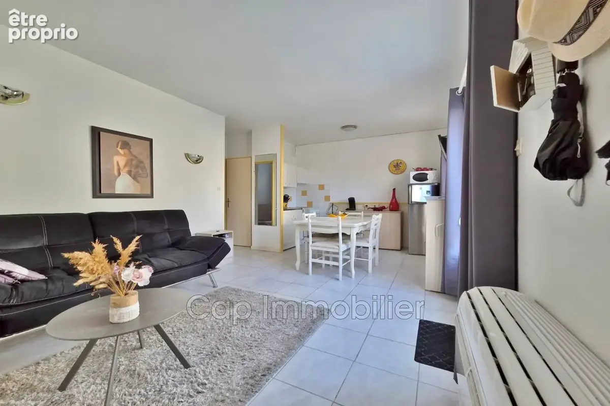Appartement 3 pièces 37 m² à vendre à Agde (34300) - photo 2