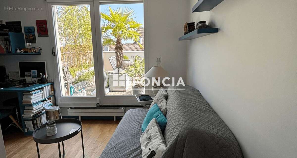 Appartement à SAINT-GRATIEN