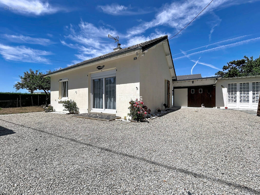 Maison à GOUVILLE-SUR-MER