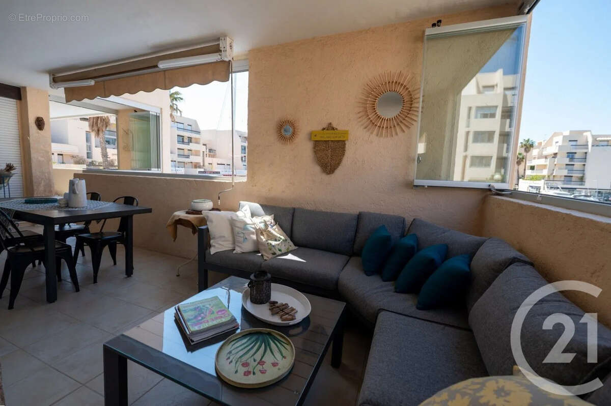 Appartement à BORMES-LES-MIMOSAS