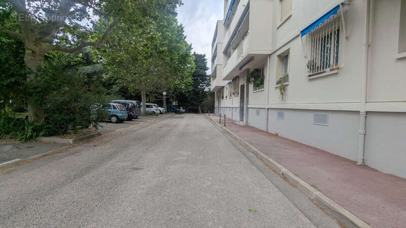 Appartement à MARSEILLE-8E