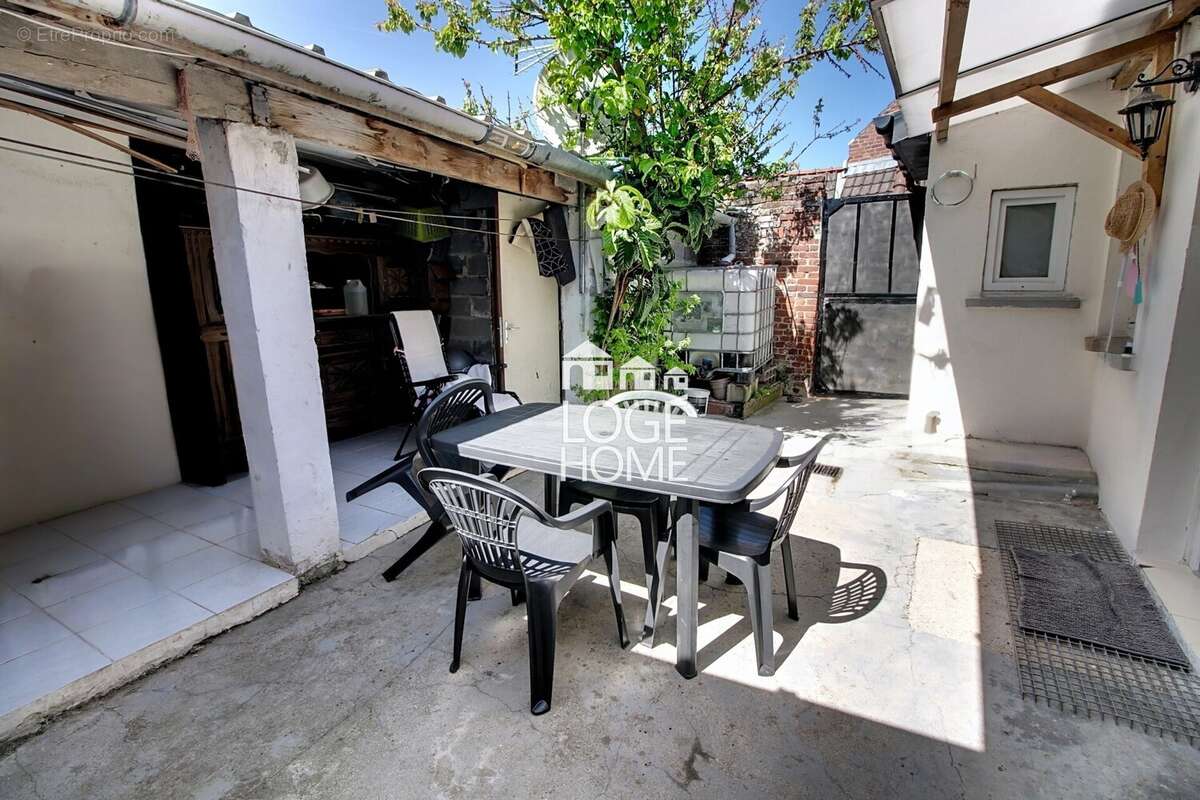 Maison à MASNY