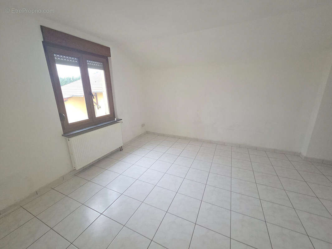 Appartement à HAM-SOUS-VARSBERG