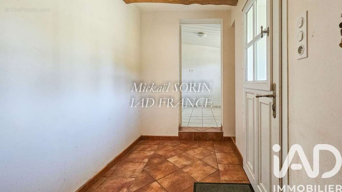 Photo 4 - Maison à LA CHAIZE-LE-VICOMTE