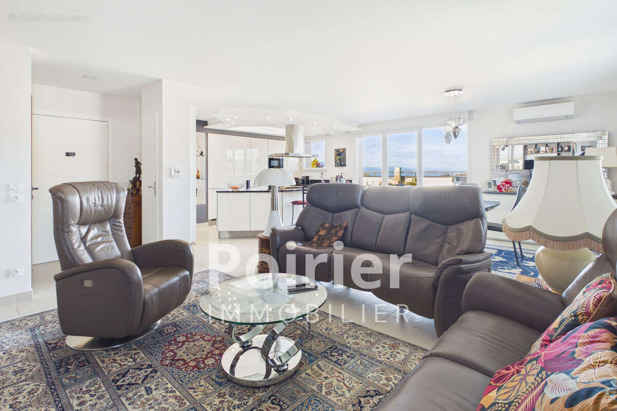 Appartement à SCIEZ