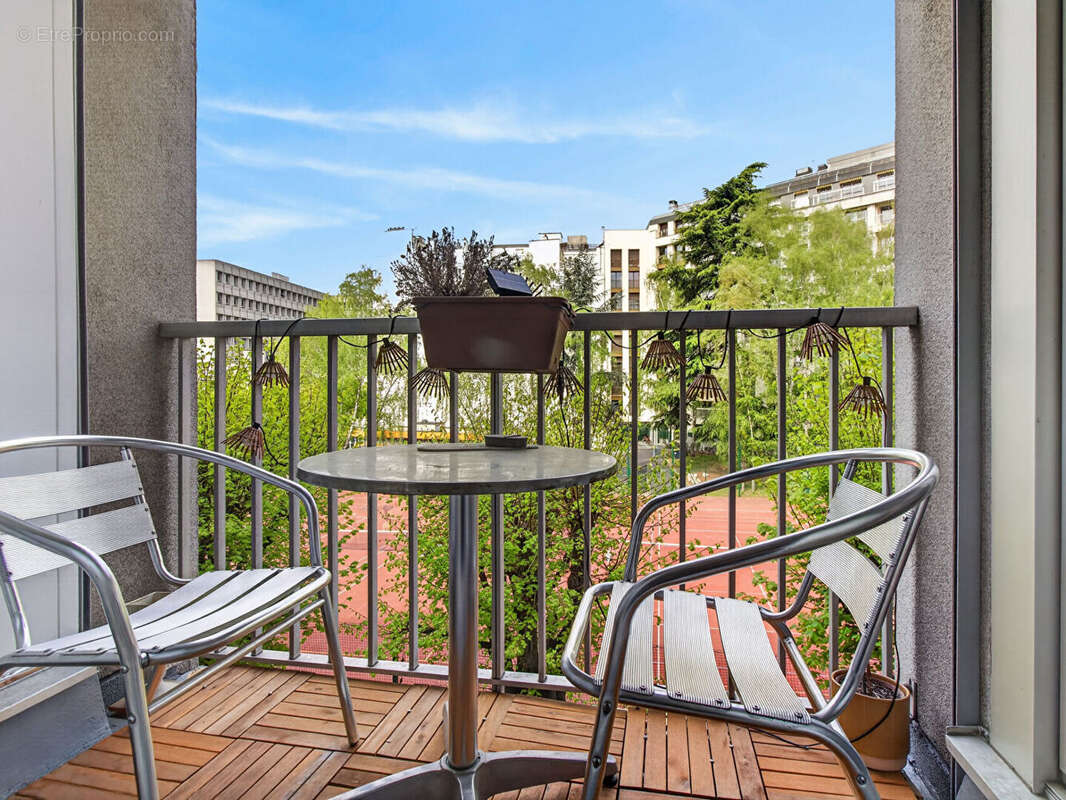 Appartement à PARIS-10E