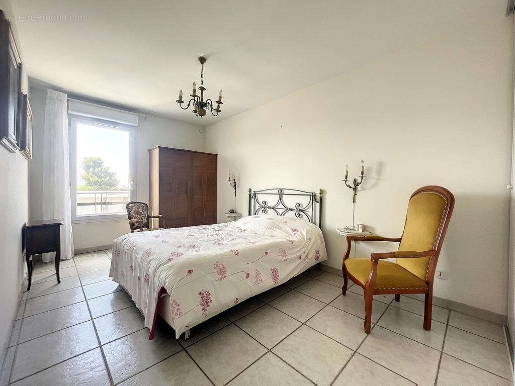 Appartement à MARSEILLE-9E