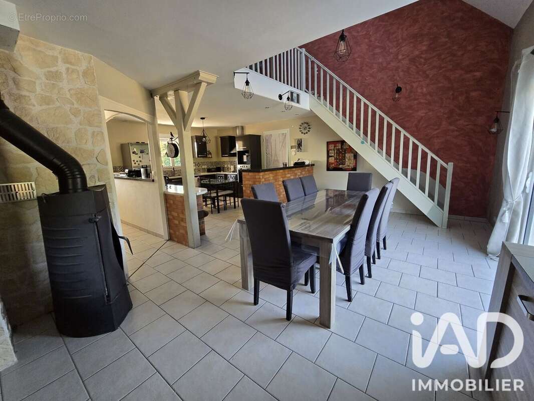 Maison 170 m² à Mezieres-En-Brenne  - photo 4