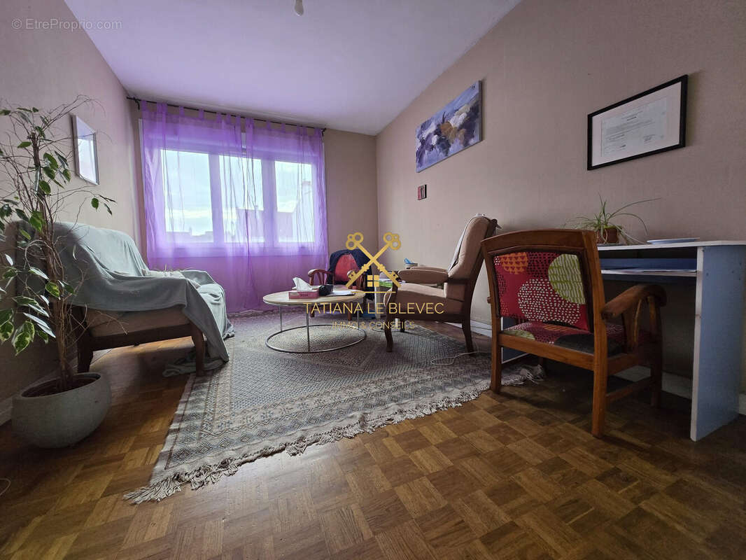 Appartement 92 m² à Lorient  - photo 8