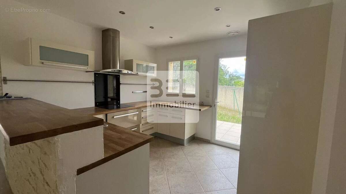 Maison à GOUDARGUES