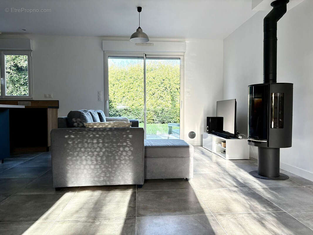 Maison à SAINT-MATHURIN-SUR-LOIRE