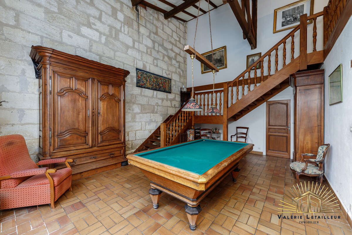 Maison de charme 358m2 habitables sur une parcelle de 10 000 m2 avec vue dégagée - photo 15