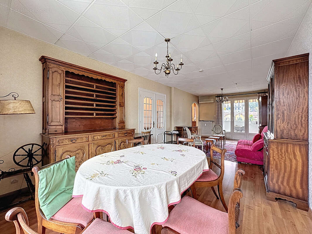 Appartement à AIX-LES-BAINS