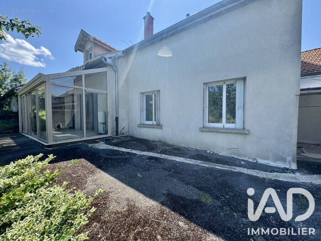 Photo 1 - Maison à MONTHOIS