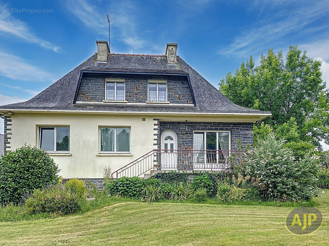 Maison à ALLAIRE