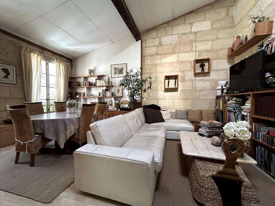 Appartement à BORDEAUX