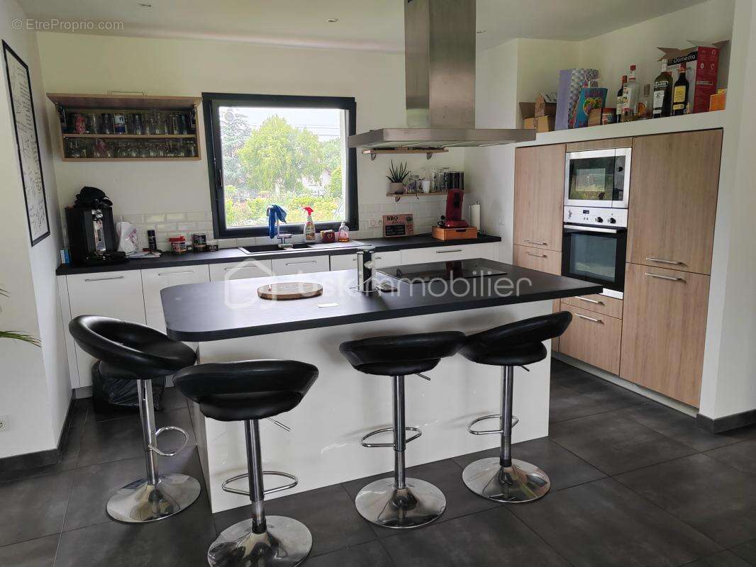 Maison individuelle 200 m2 quartier tres calme - photo 3