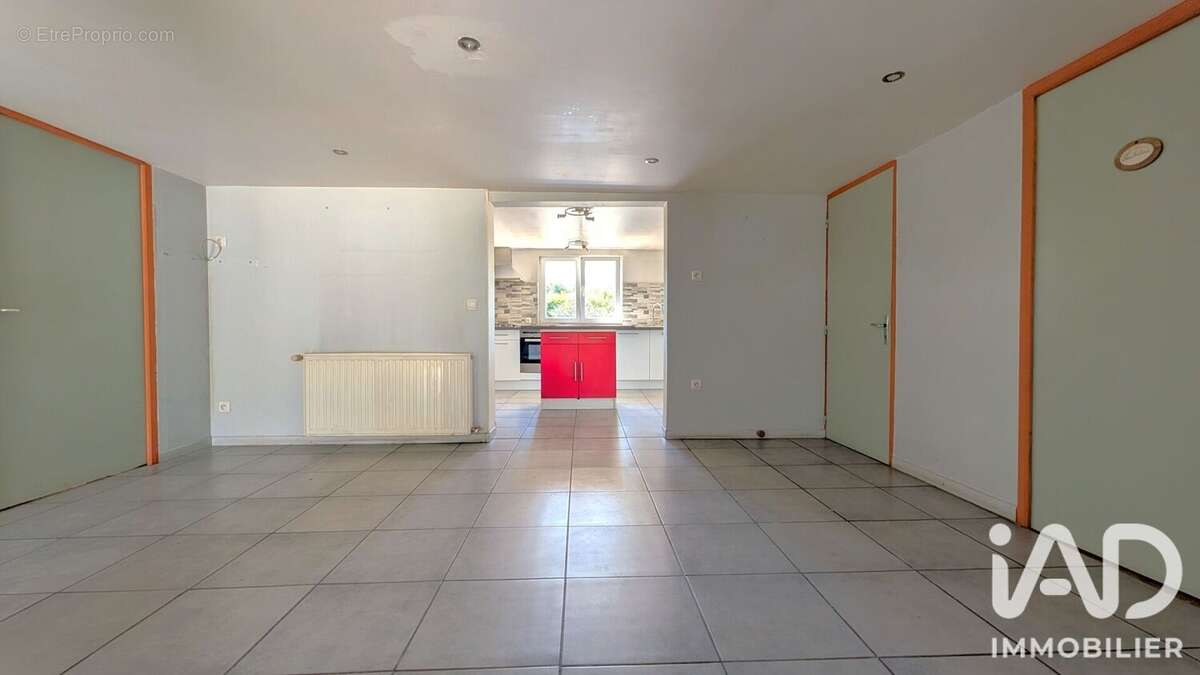 Photo 8 - Maison à MONTENDRE