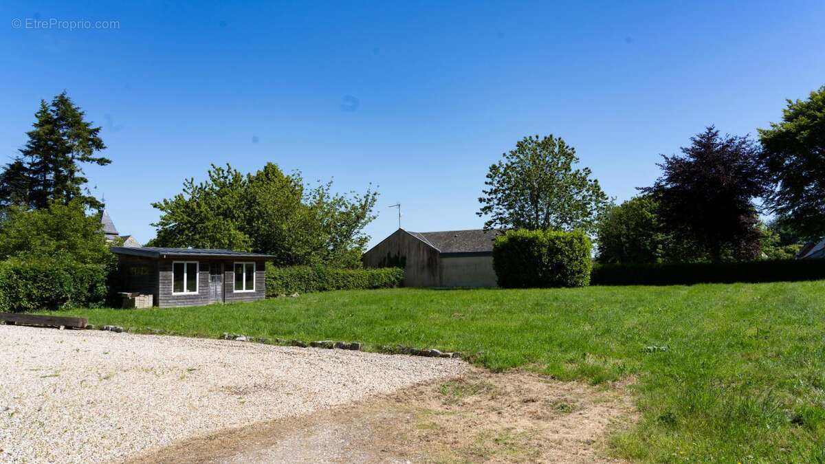 Maison à SAINT-RIQUIER-ES-PLAINS