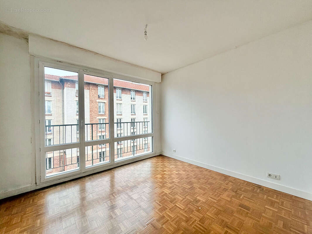 Appartement à FONTENAY-SOUS-BOIS
